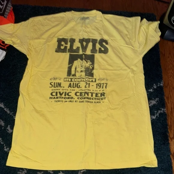 Elvis XL yellow tshirt. Brand is American Classics. Brand new never worn. - Picture 1 of 3